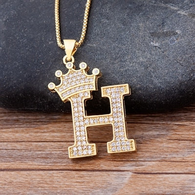 Luxury Diamond A-Z Crown Chain Pendant Necklace Hip-Hop Style Fashion